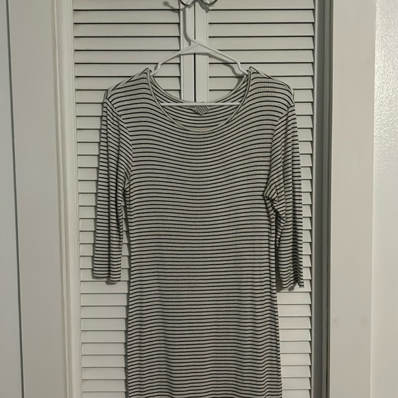 Striped Black and White Dress - Picture 4 of 4
